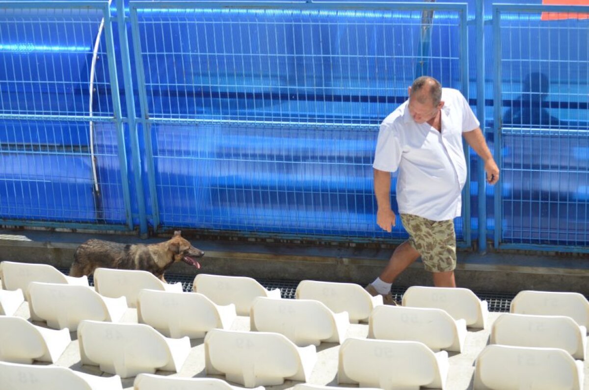 CSU CRAIOVA - AC MILAN » Galerie FOTO+VIDEO de la antrenamentul italienilor + Incident amuzant la ședința de pregătire a milanezilor