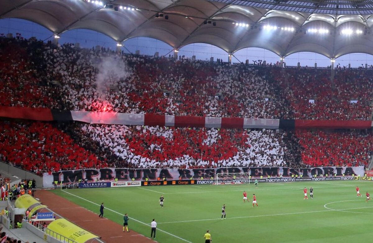 GALERIE FOTO Dinamo - Athletic Bilbao » Spectacol pe Arena Naţională: supercoregrafie făcută de "câini" + torţe, petarde şi mesaj dur la adresa UEFA