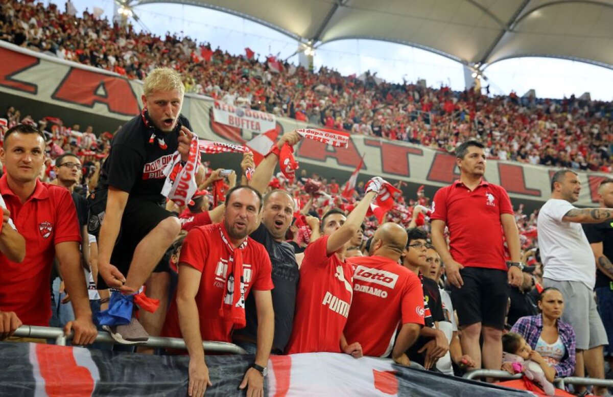 GALERIE FOTO Dinamo - Athletic Bilbao » Spectacol pe Arena Naţională: supercoregrafie făcută de "câini" + torţe, petarde şi mesaj dur la adresa UEFA