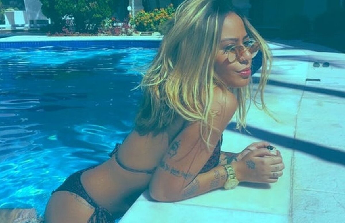 FOTO Genă de familie » Neymar are o soră care adoră să pozeze sexy