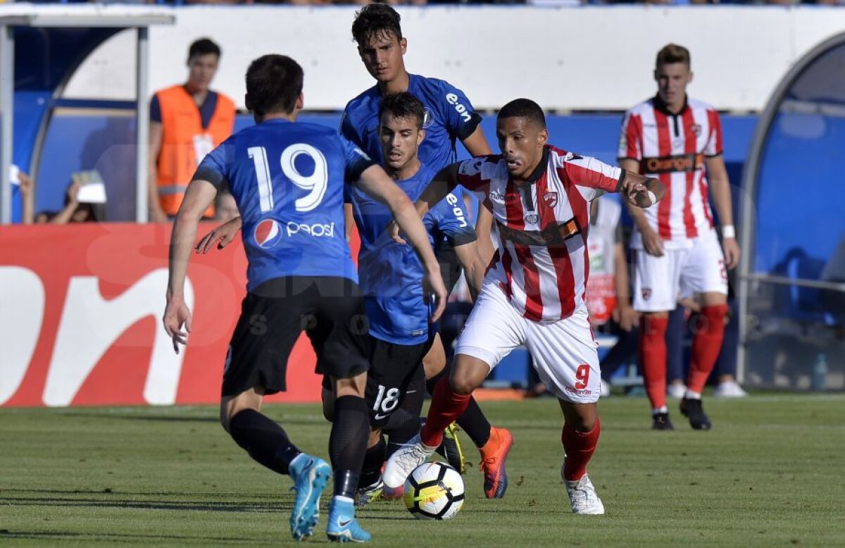 VIDEO + FOTO Viitorul - Dinamo 0-1 // De la psiholog la șampanie » Tânărul Costache aduce "victoria" câinilor pe final!