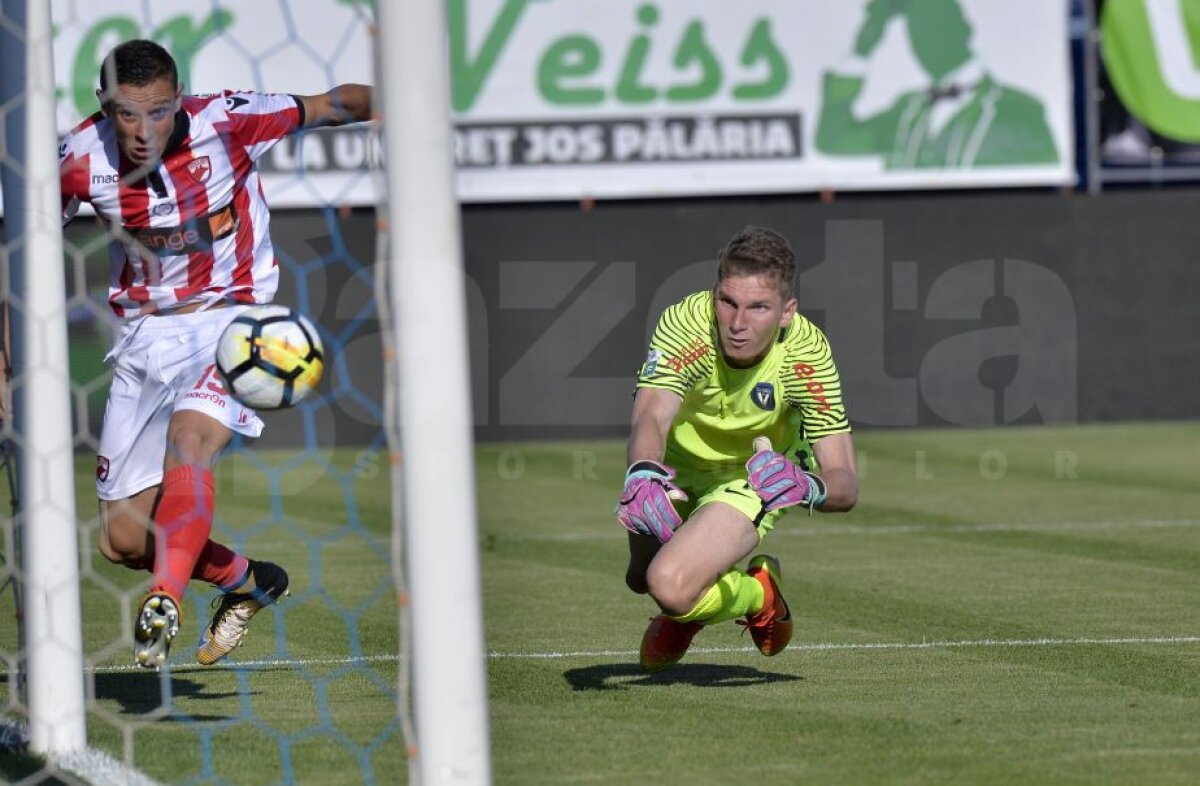 VIDEO + FOTO Viitorul - Dinamo 0-1 // Ratarea sezonului în Liga 1 » Un dinamovist a irosit o ocazie uluitoare în startul meciului: bară din doi metri!