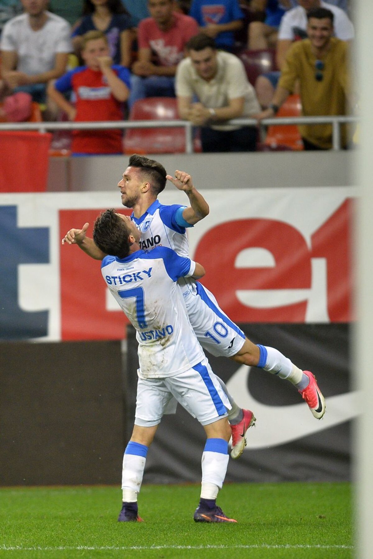 VIDEO+FOTO » O repriză, un punct! FCSB - CSU Craiova 1-1, echipa lui Dică suferă fără Budescu și Alibec » Primul pas greșit făcut de roș-albaștri