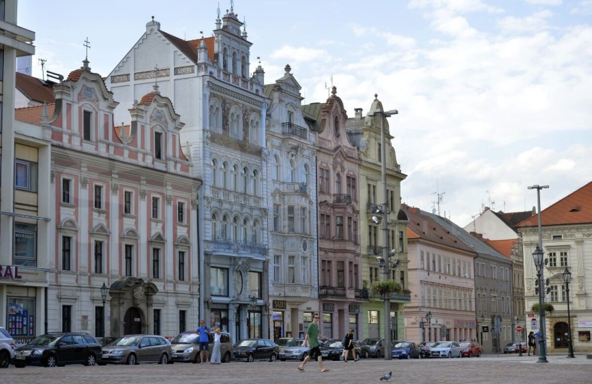GALERIE FOTO Corespondență GSP din Plzen » FCSB atacă play-off-ul în "Piteștiul" cu berea mai ieftină decât apa plată
