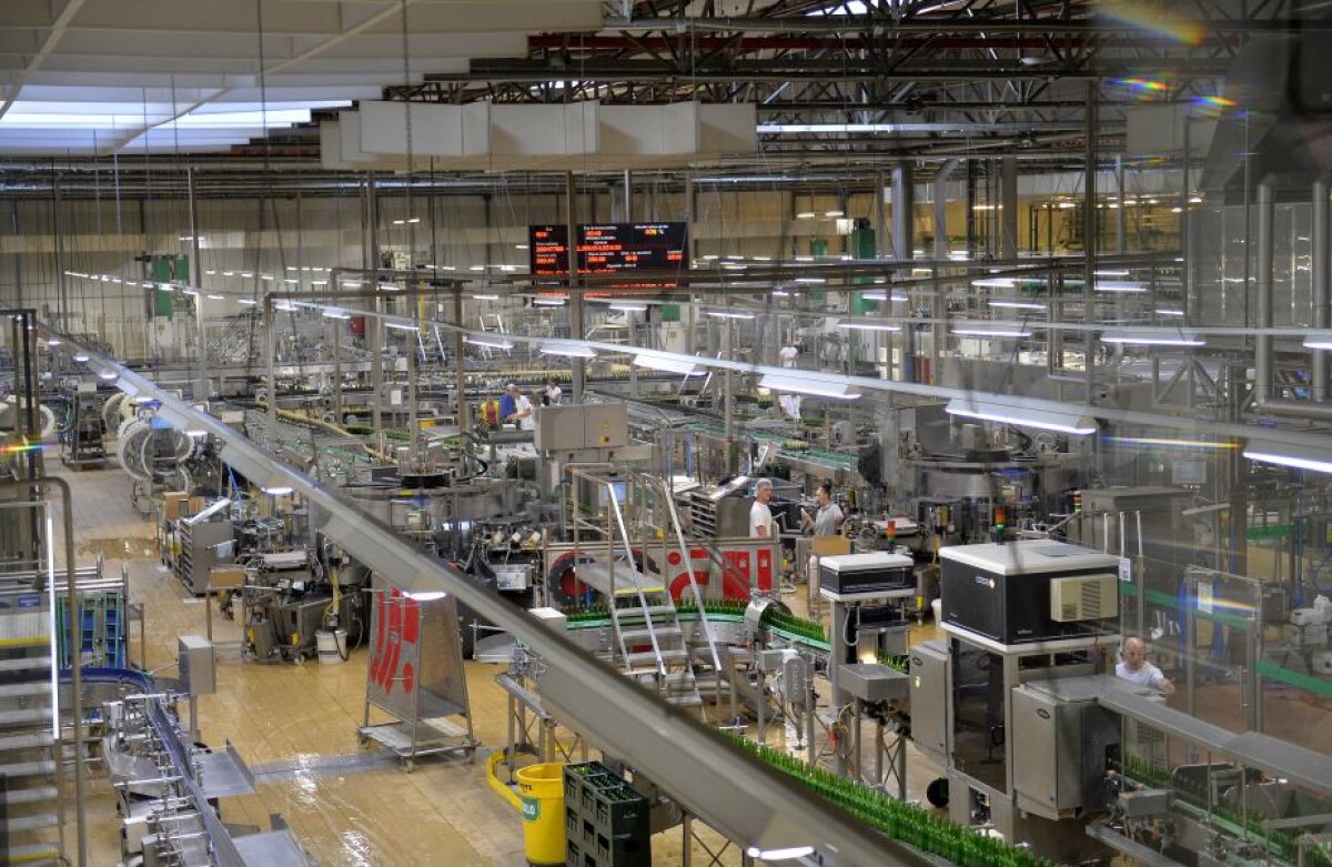 FOTO + VIDEO Corespondență din Plzen » Fssst! În cea mai sufocantă zi a verii, reportaj răcoritor din Cehia » Superimagini, bere direct din butoi și o poveste de 100 de minute