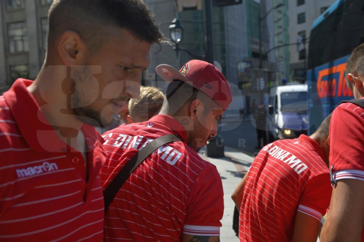 Corespondență din Bilbao // VIDEO + FOTO Jucătorii "câinilor" au ajuns în Spania » Soțiile lor au făcut senzație + Fanii i-au așteptat la aeroport