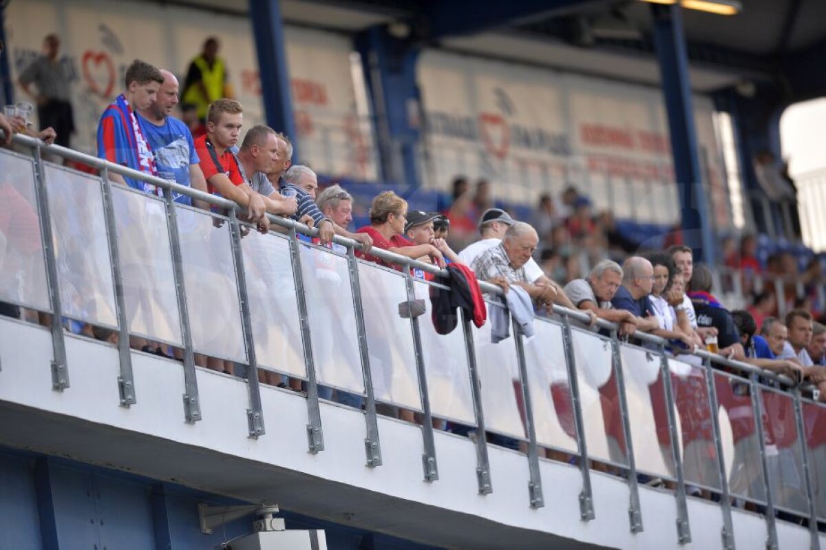 Corespondență GSP din Cehia // FOTO Spectacol fără torțe și petarde » Atmosferă electrizantă la Plzen - FCSB