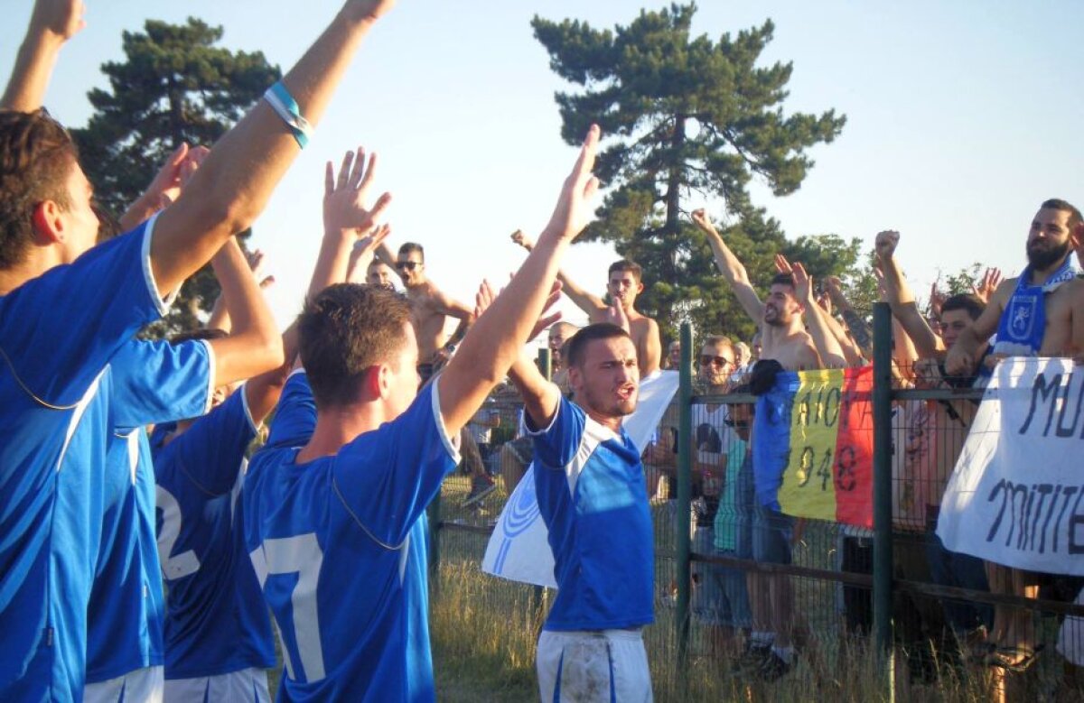 VIDEO+FOTO "1500 de oameni" la ultimul amical al lui FC U Craiova » Alb-albaștrii au făcut scor cu o viitoare adversară din serie