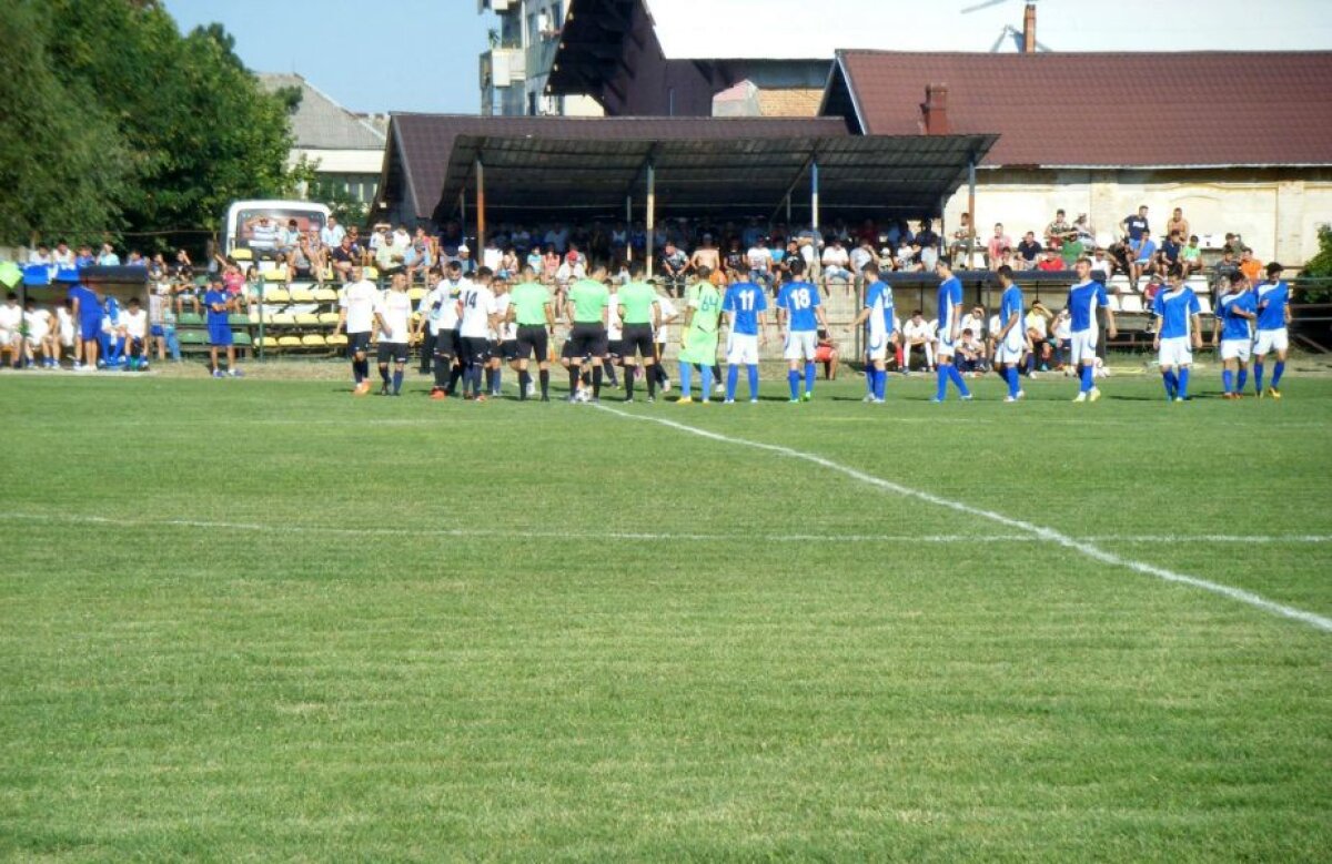 VIDEO+FOTO "1500 de oameni" la ultimul amical al lui FC U Craiova » Alb-albaștrii au făcut scor cu o viitoare adversară din serie