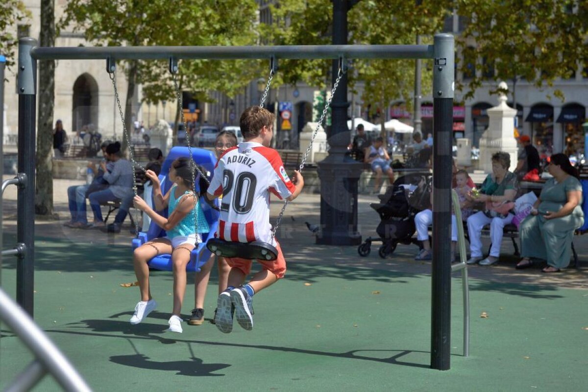 GALERIE FOTO Athletic Bilbao - Dinamo » Corespondență din Spania // Aduriz și restul: "Nu există fan care să nu aibă tricoul cu el"