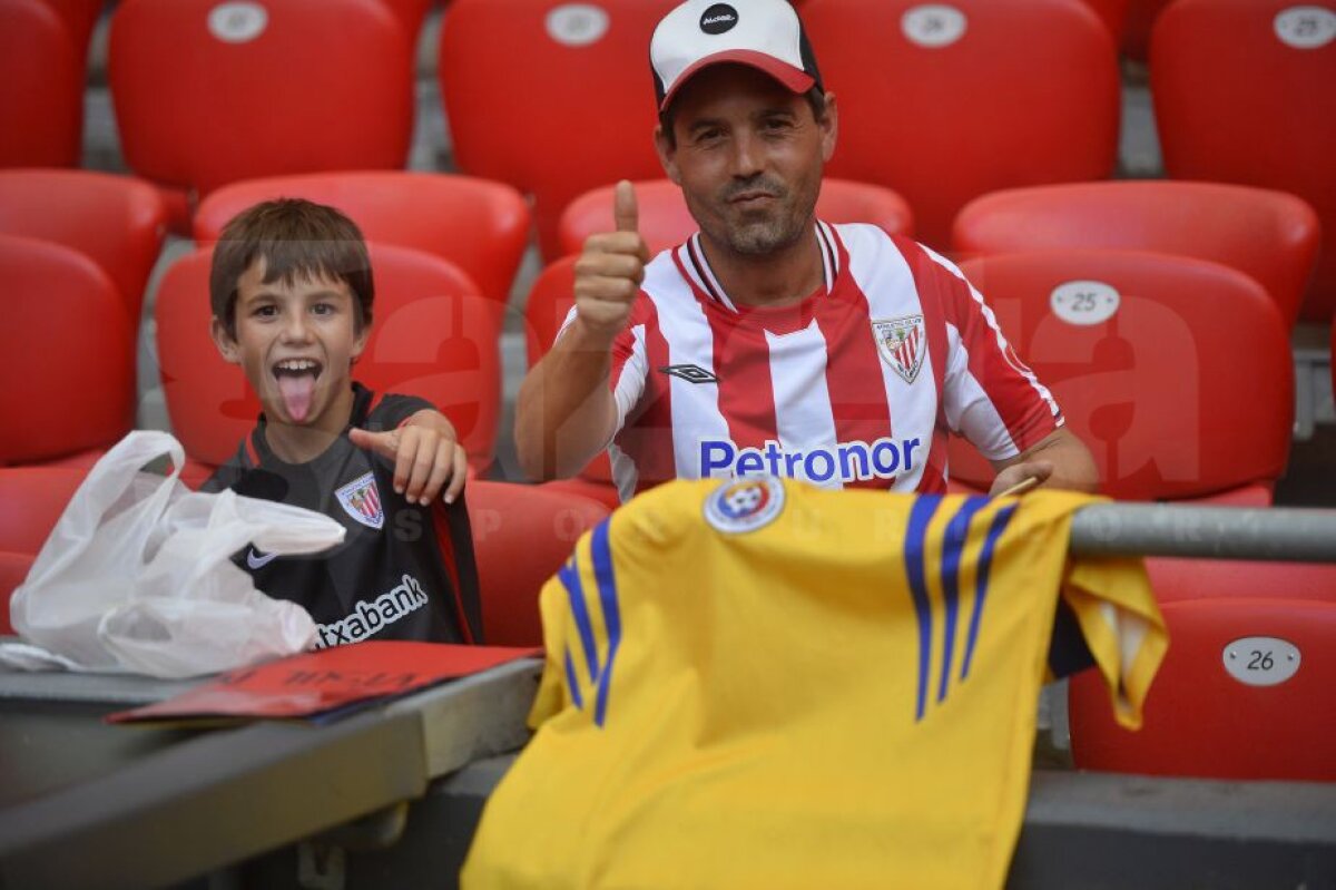 FOTO + VIDEO Athletic Bilbao - Dinamo // Vulcanul roșu » Dinamoviștii joacă la Bilbao într-o atmosferă electrizantă. Nici PCH nu s-a lăsat mai prejos