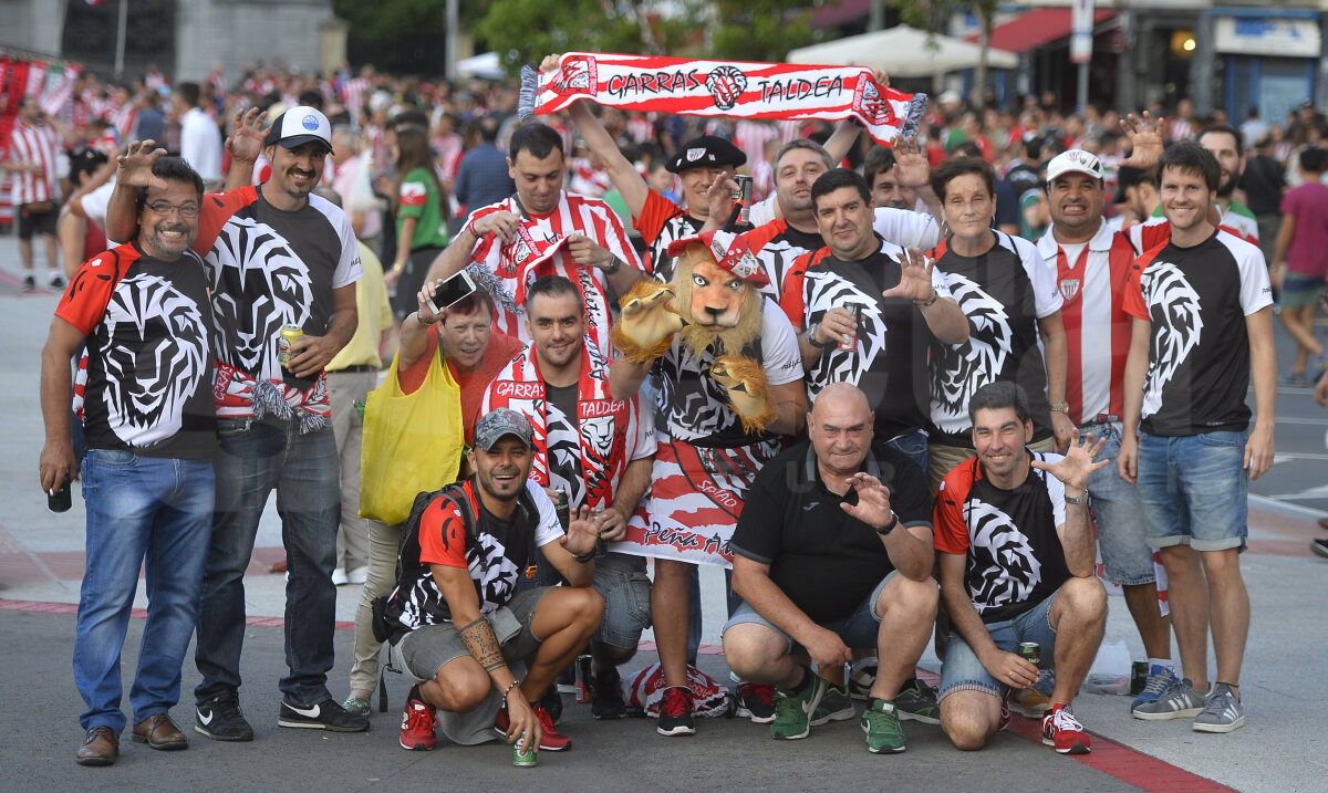 FOTO + VIDEO Athletic Bilbao - Dinamo // Vulcanul roșu » Dinamoviștii joacă la Bilbao într-o atmosferă electrizantă. Nici PCH nu s-a lăsat mai prejos