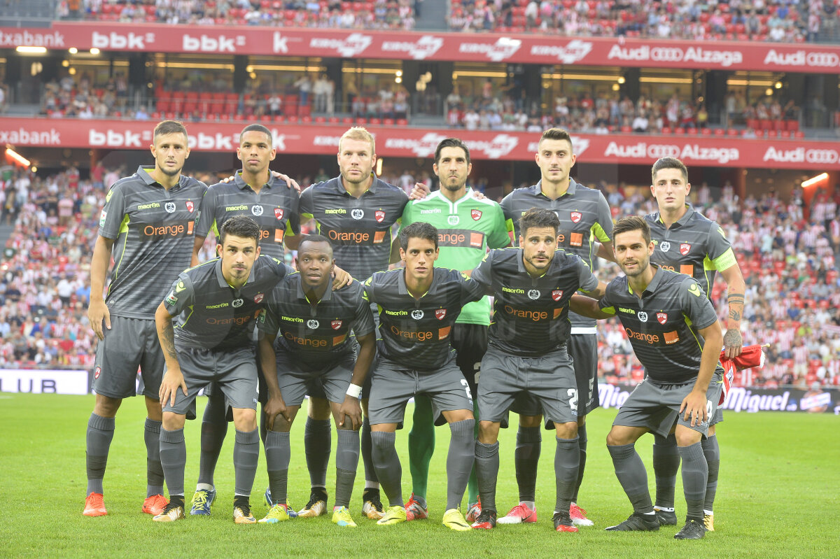 FOTO + VIDEO Athletic Bilbao - Dinamo // Vulcanul roșu » Dinamoviștii joacă la Bilbao într-o atmosferă electrizantă. Nici PCH nu s-a lăsat mai prejos