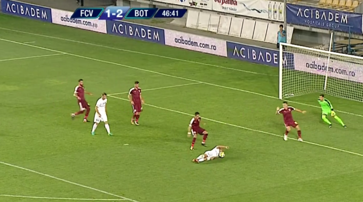 GALERIE FOTO A căzut în cap! :D » "Perla Ligii 1" a irosit o ocazie uriașă și s-a făcut de râs