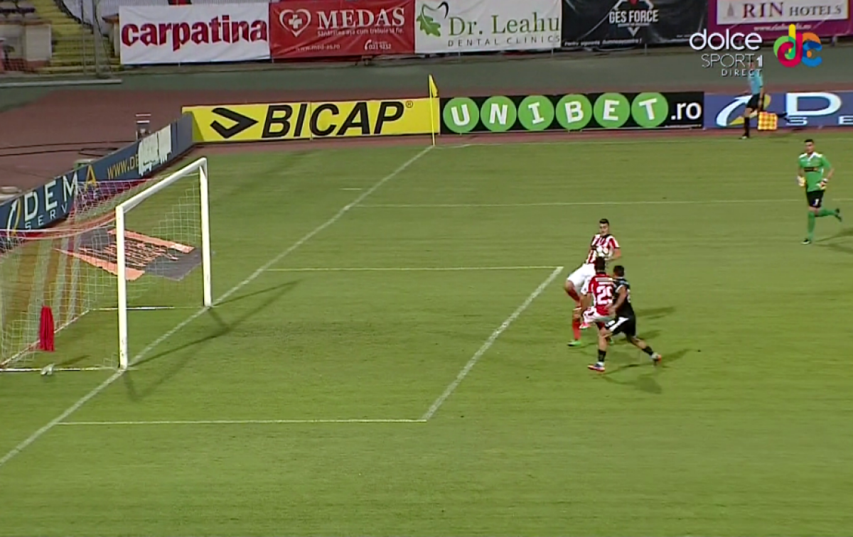 VIDEO+FOTO Dinamo - Gaz Metan 3-1 // Fază penibilă » 4 dinamoviști s-au făcut de râs în apărare!