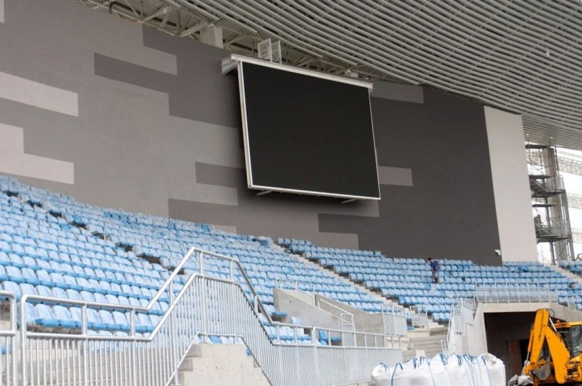 VIDEO + FOTO Imagini spectaculoase » Cum se vede de pe gazon noua bijuterie din România