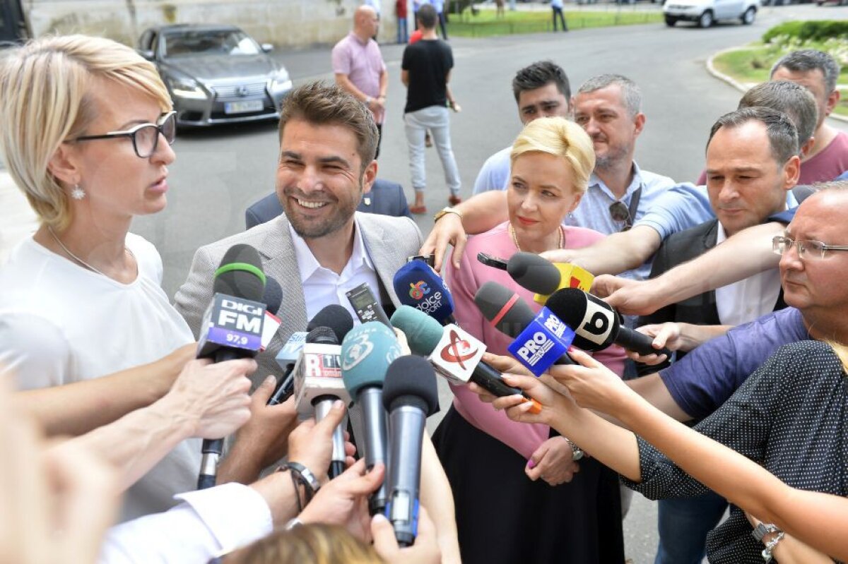 FOTO / UPDATE S-a încheiat întâlnirea de la MAI pentru stadionul lui Dinamo » Verdictul celor 4 care au participat, Mutu, Iagăr, Negoiță și ministrul Carmen Dan. Badea le-a tras clapa! 