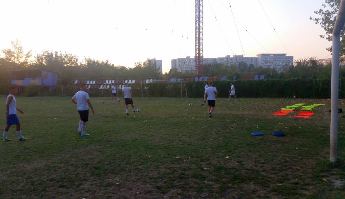 EXCLUSIV VIDEO+FOTO Noul antrenor al Rapidului vorbește pentru prima dată despre duelul cu Steaua din L4: "O aștept ca pe pâinea caldă" » Ce spune despre conflictul cu fostul președinte și modul inedit prin care-și disciplinează elevii