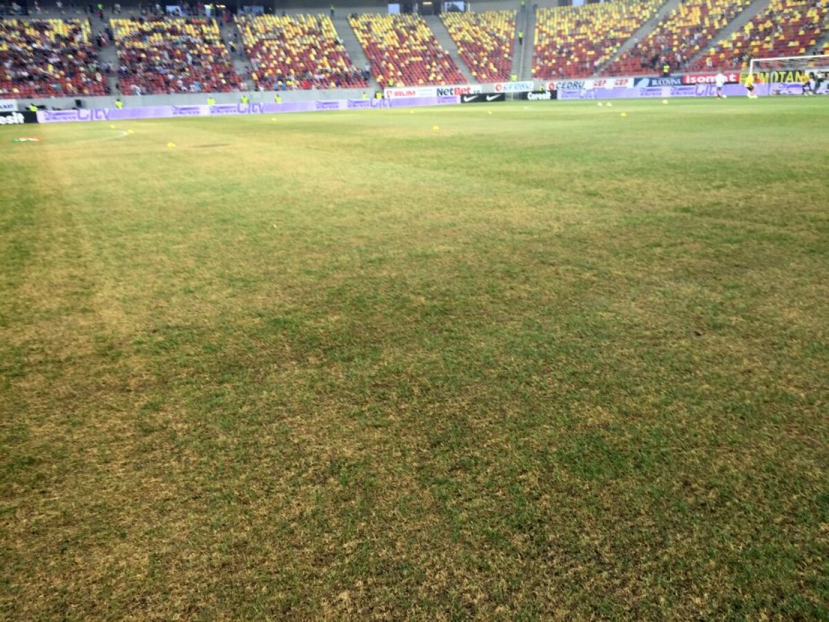 VIDEO+FOTO Cum să distrugi un gazon în două săptămâni » Suprafața de joc de pe Arena Națională arată jalnic cu 11 zile înaintea meciului cu Sporting