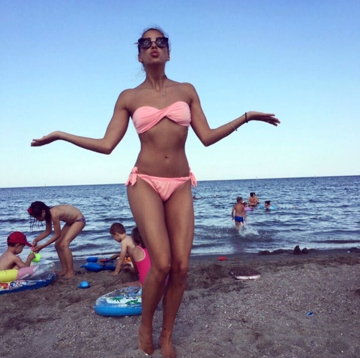 GALERIE FOTO Noile dive la FCSB » Iubitele lui Benzar și Nedelcu arată demențial