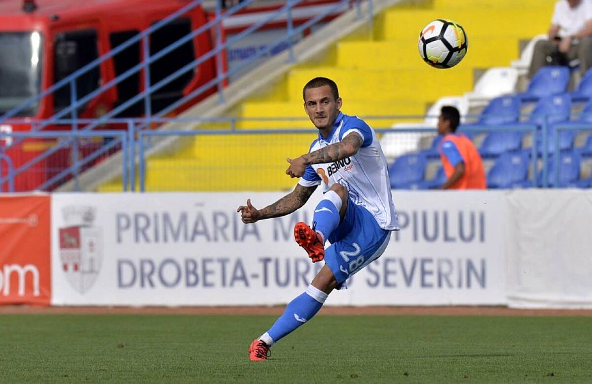 FOTO+VIDEO » CS U Craiova învinge liderul Botoșani și urcă pe podium!