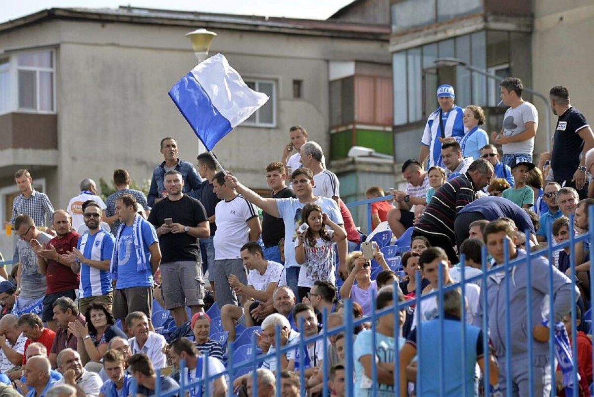FOTO+VIDEO » CS U Craiova învinge liderul Botoșani și urcă pe podium!