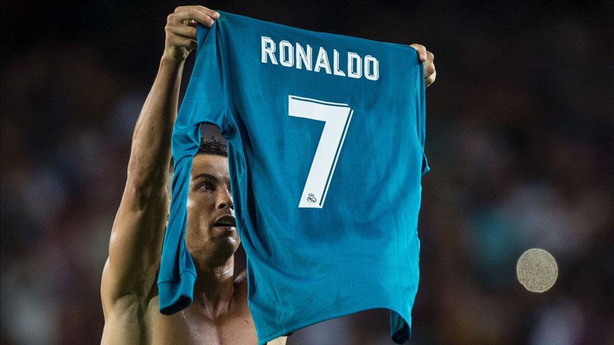 FOTO Aroganța lui Cristiano! Ronaldo l-a imitat pe Messi după golul marcat pe Camp Nou