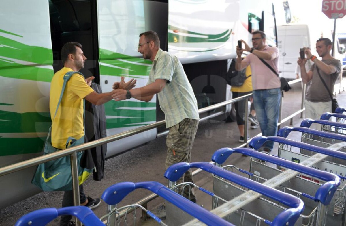 Corespondență din Portugalia // FOTO + VIDEO Steliștii au ajuns la Lisabona » Primele imagini cu Teixeira după accidentare