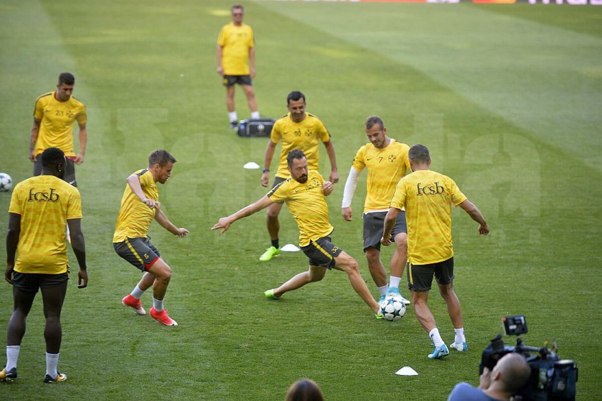 Sporting - FCSB // Corespondență din Portugalia VIDEO+FOTO » Dică nu e speriat de diferența de valoare față de portughezi: "Nu veneam aici dacă nu credeam în șansa noastră" + Care sunt șansele ca Teixeira să joace