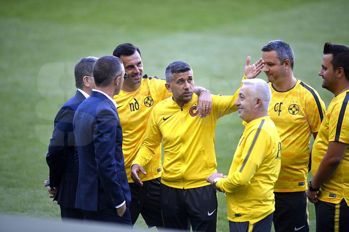 Sporting - FCSB // Corespondență din Portugalia VIDEO+FOTO » Dică nu e speriat de diferența de valoare față de portughezi: "Nu veneam aici dacă nu credeam în șansa noastră" + Care sunt șansele ca Teixeira să joace