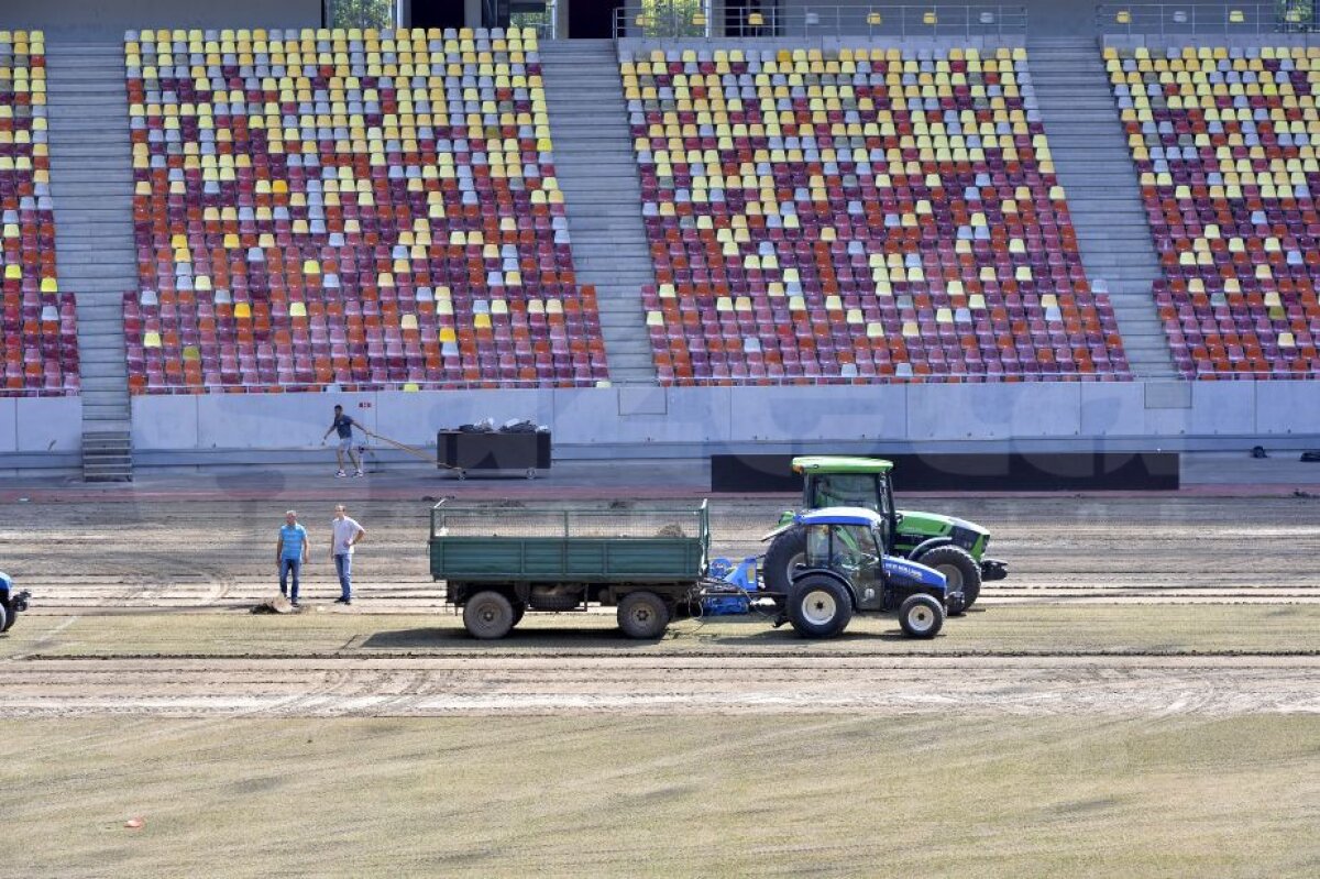 GALERIE FOTO A început înlocuirea gazonului de pe Arena Națională: "Va fi cel mai ieftin din istorie"