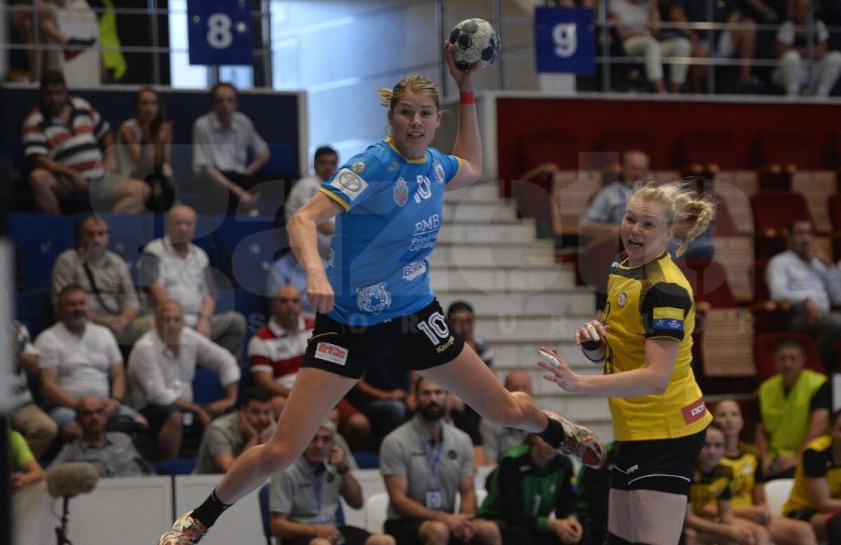 FOTO CSM București a remizat cu Rostov, 25-25, la prima apariție în echipă a Cristinei Neagu