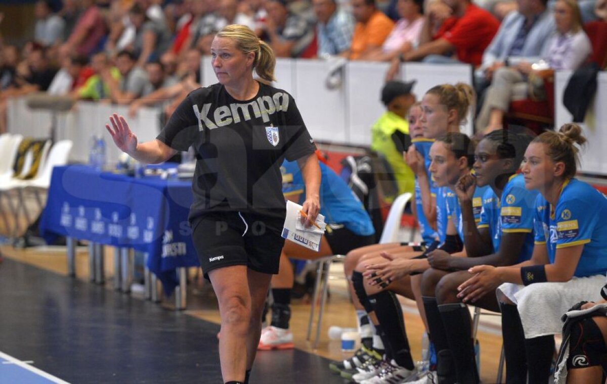 FOTO CSM București a remizat cu Rostov, 25-25, la prima apariție în echipă a Cristinei Neagu