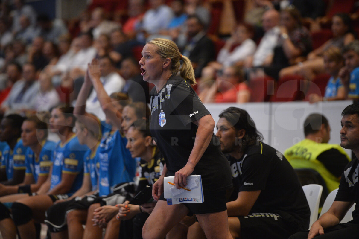 FOTO CSM București a remizat cu Rostov, 25-25, la prima apariție în echipă a Cristinei Neagu