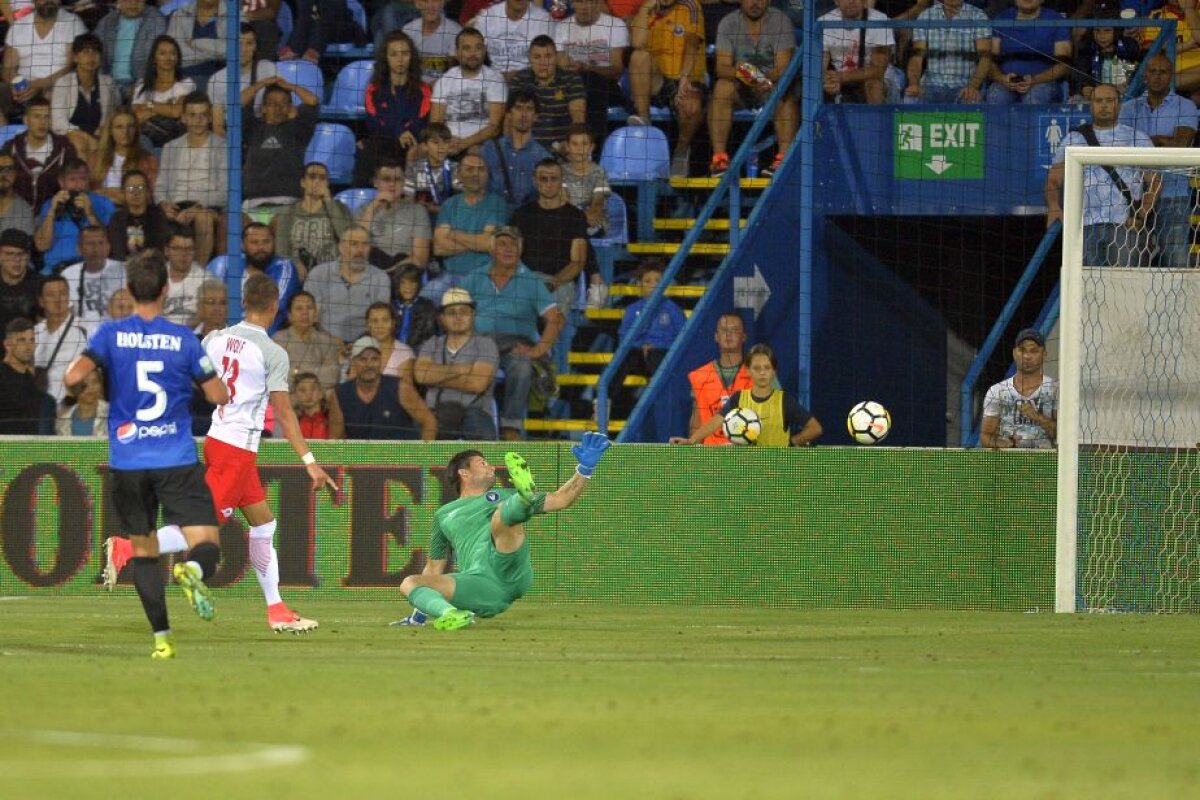 VIDEO+FOTO Europa se vede tot mai greu! Înfrângere categorică pentru Viitorul în turul play-off-ului cu RB Salzburg, 1-3