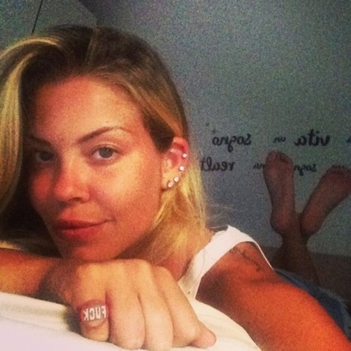 FOTO Bobo trece la blonde » Mixul perfect între fotbalist și fotomodel: noul cuplu al verii e SUPER HOT!