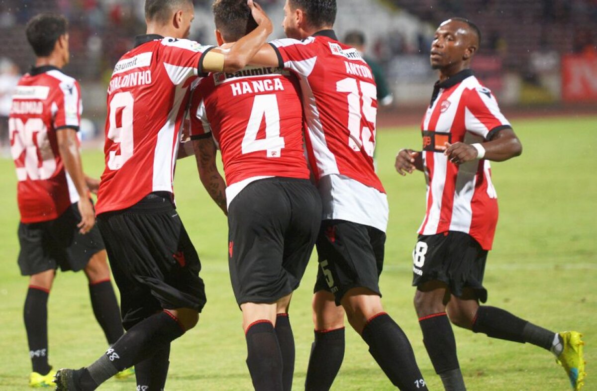 VIDEO + FOTO » Dinamo - Sepsi Sf. Gheorghe 1-0 » Pedeapsă! Un penalty a făcut diferenţa într-o seară slabă a lui Dinamo, chinuită de Sepsi, dar mai ales de propriile slăbiciuni