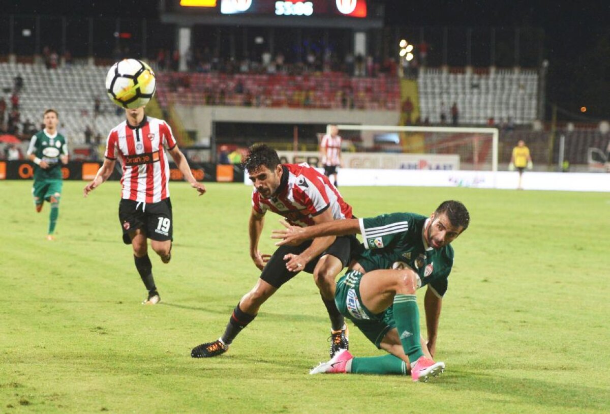 VIDEO + FOTO » Dinamo - Sepsi Sf. Gheorghe 1-0 » Pedeapsă! Un penalty a făcut diferenţa într-o seară slabă a lui Dinamo, chinuită de Sepsi, dar mai ales de propriile slăbiciuni