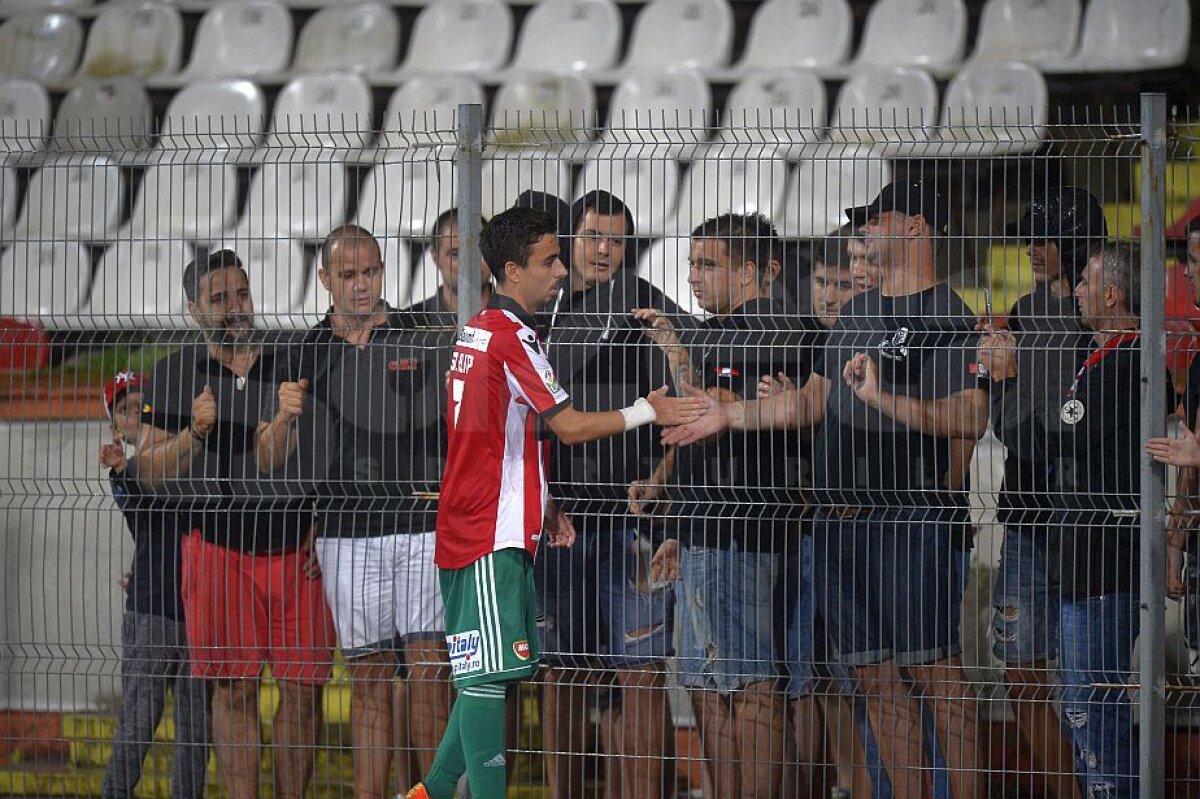 GALERIE FOTO Patrick Petre a revenit în "Ștefan cel Mare" ca adversar al lui Dinamo: "Nu mi-am dorit neapărat să marchez" + Gestul fanilor la final