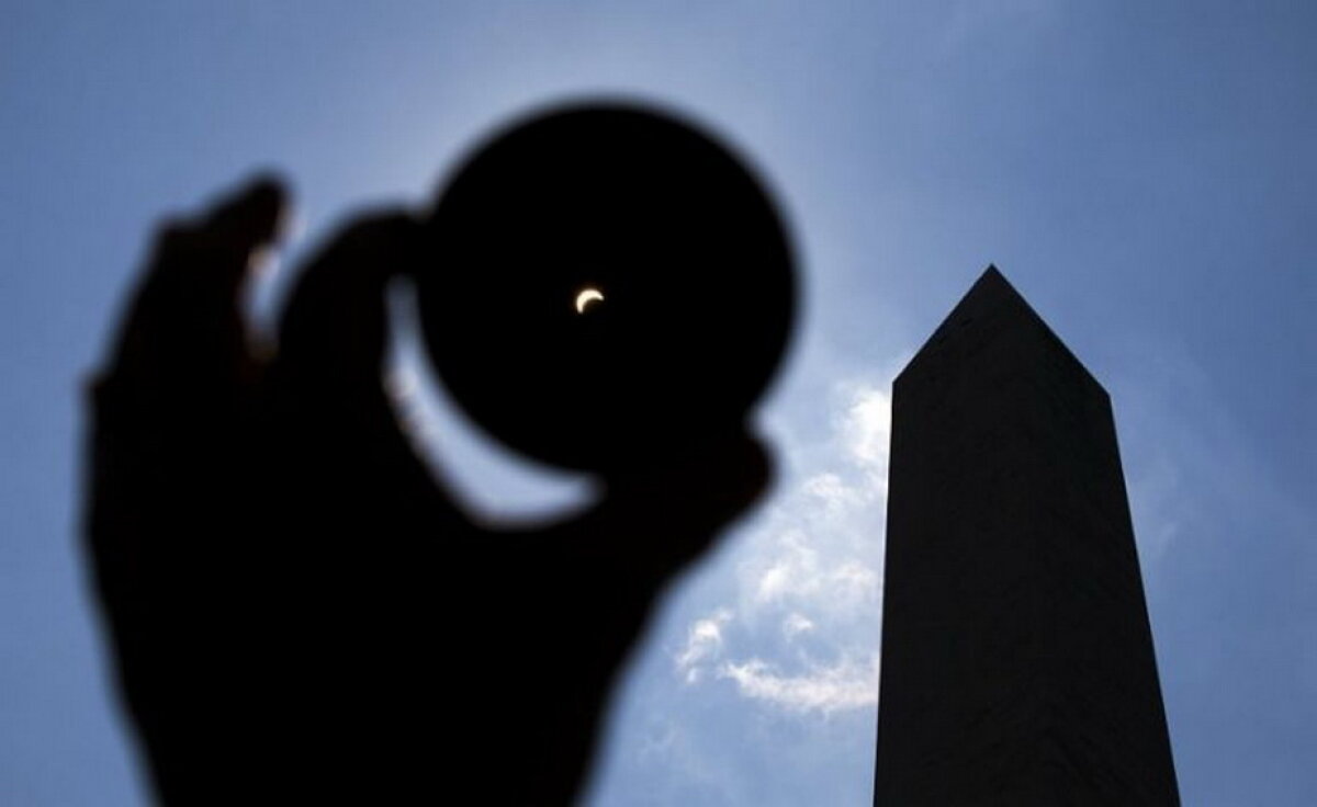 GALERIE FOTO & VIDEO Fotografii fabuloase din America, surprinse în timpul eclipsei de soare