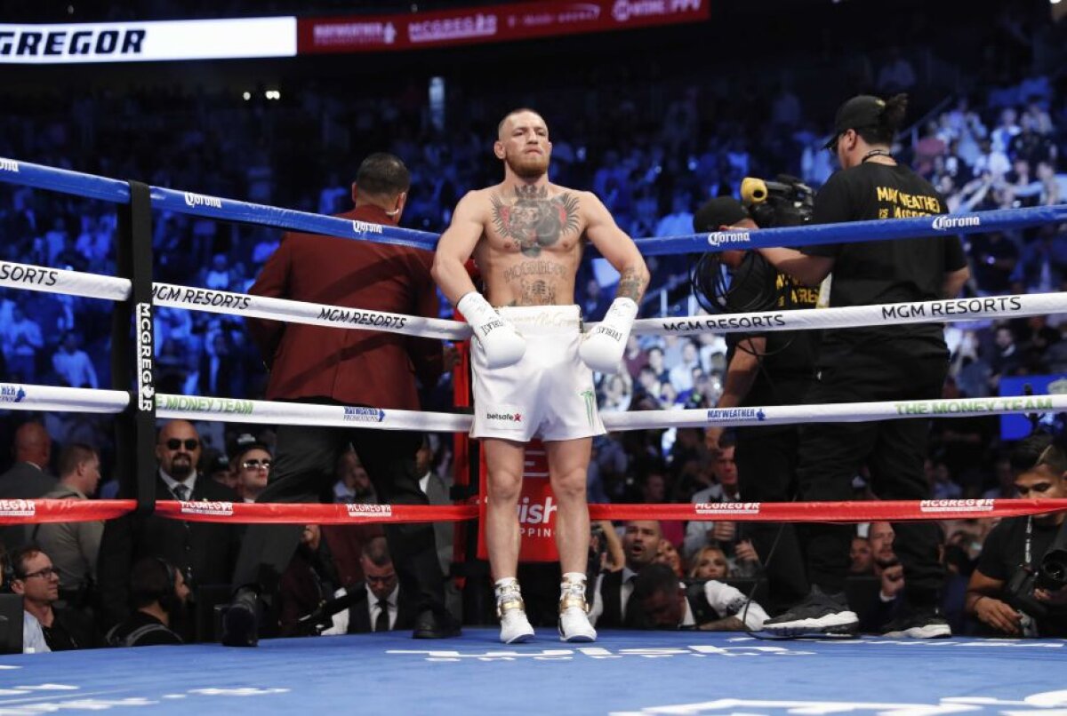 MAYWEATHER VS. MCGREGOR. Mult circ, mulți bani, box mai puțin » Mayweather obține a 50-a victorie, după ce arbitrul a oprit meciul cu McGregor în runda a zecea