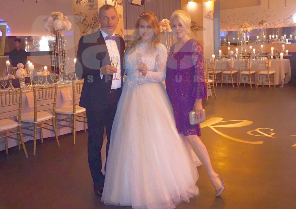 EXCLUSIV FOTO Lui Mircea Rednic îi merge bine pe toate planurile! Nuntă în familia antrenorului