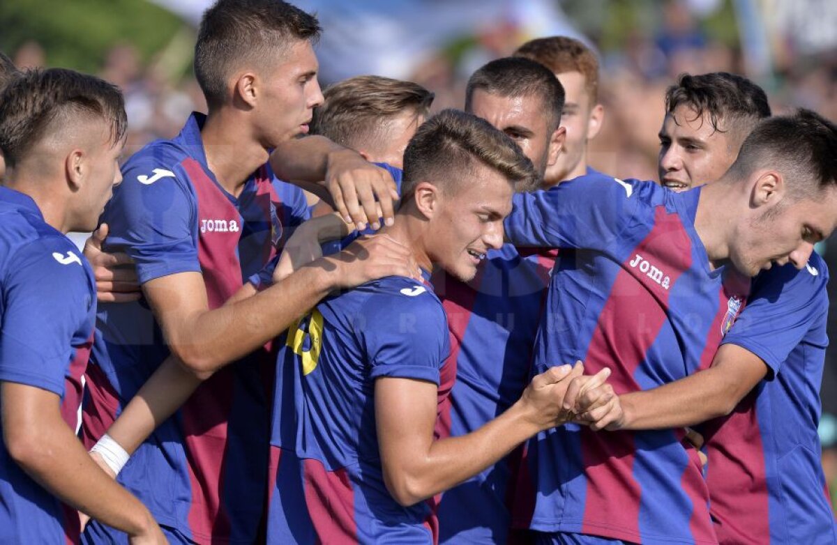 VIDEO+FOTO » CSA Steaua a câștigat categoric primul meci de la revenire! Peste o mie de steliști au fost la meci