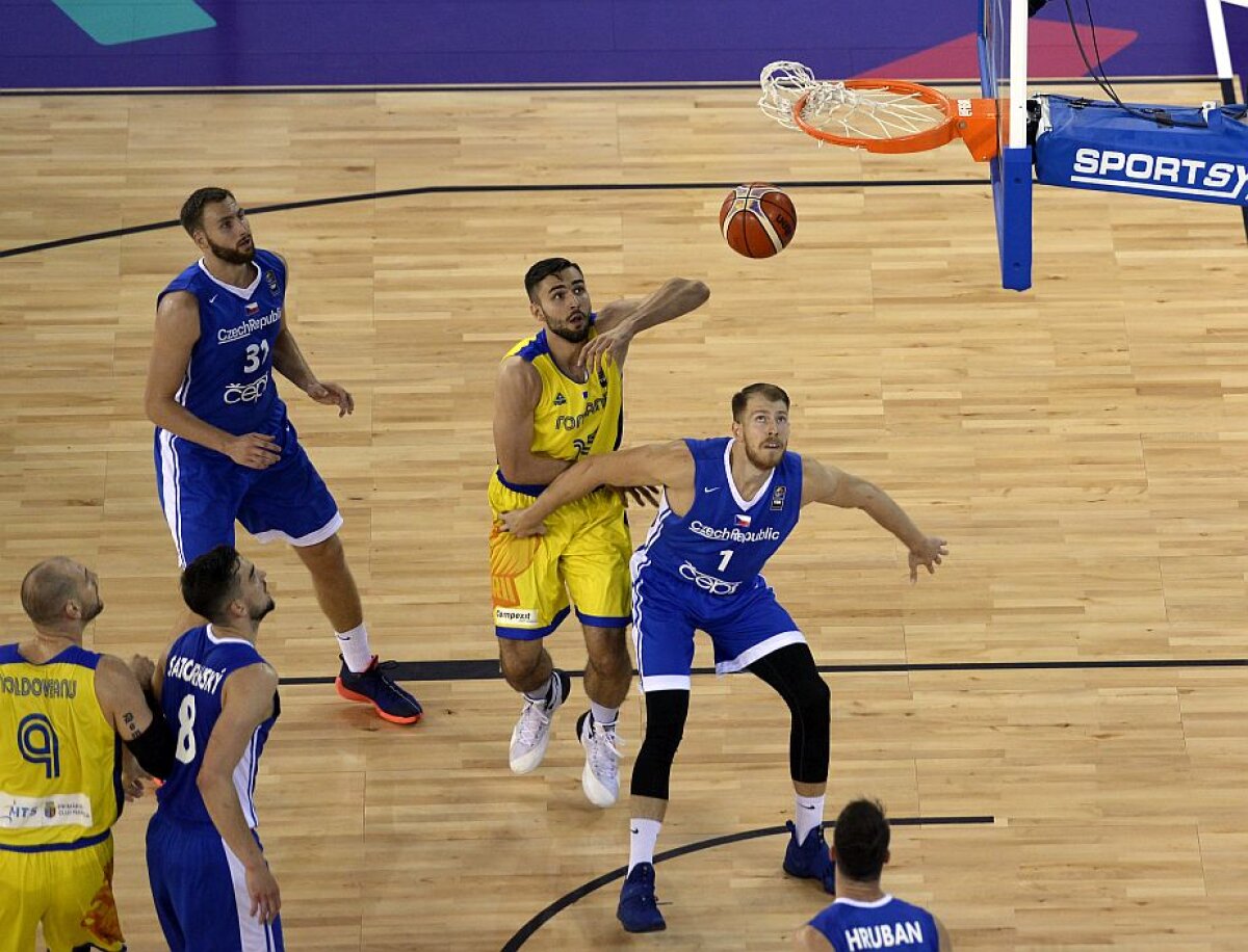 Corespondență de la Cluj-Napoca // FOTO Un vis făcut cadou Cehiei » Înfrângere pentru România în primul meci la EuroBasket
