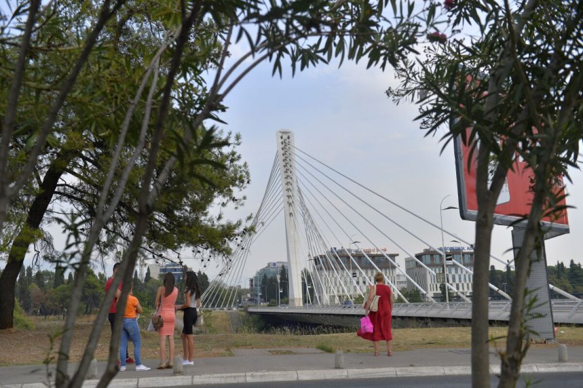 Corespondență din Podgorica // Fotoreportaj în orașul în care România va evolua împotriva Muntenegrului » Urziceni ex-iugoslav