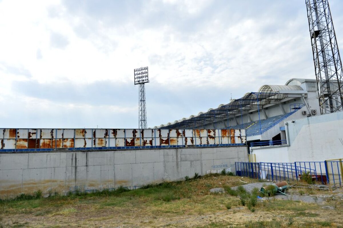 Corespondență din Podgorica // FOTO Stadionul pe care se va juca Muntenegru - România bate Arena Națională » Dărăpănat, dar exploatat la maximum!