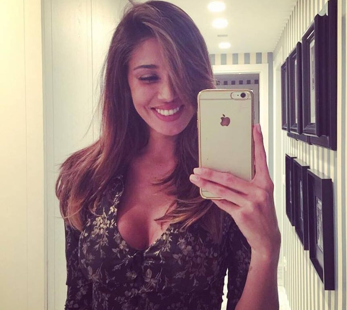 FOTO A renunțat la haine » Un fotomodel celebru surprinde cu o poză-șoc pe Instagram