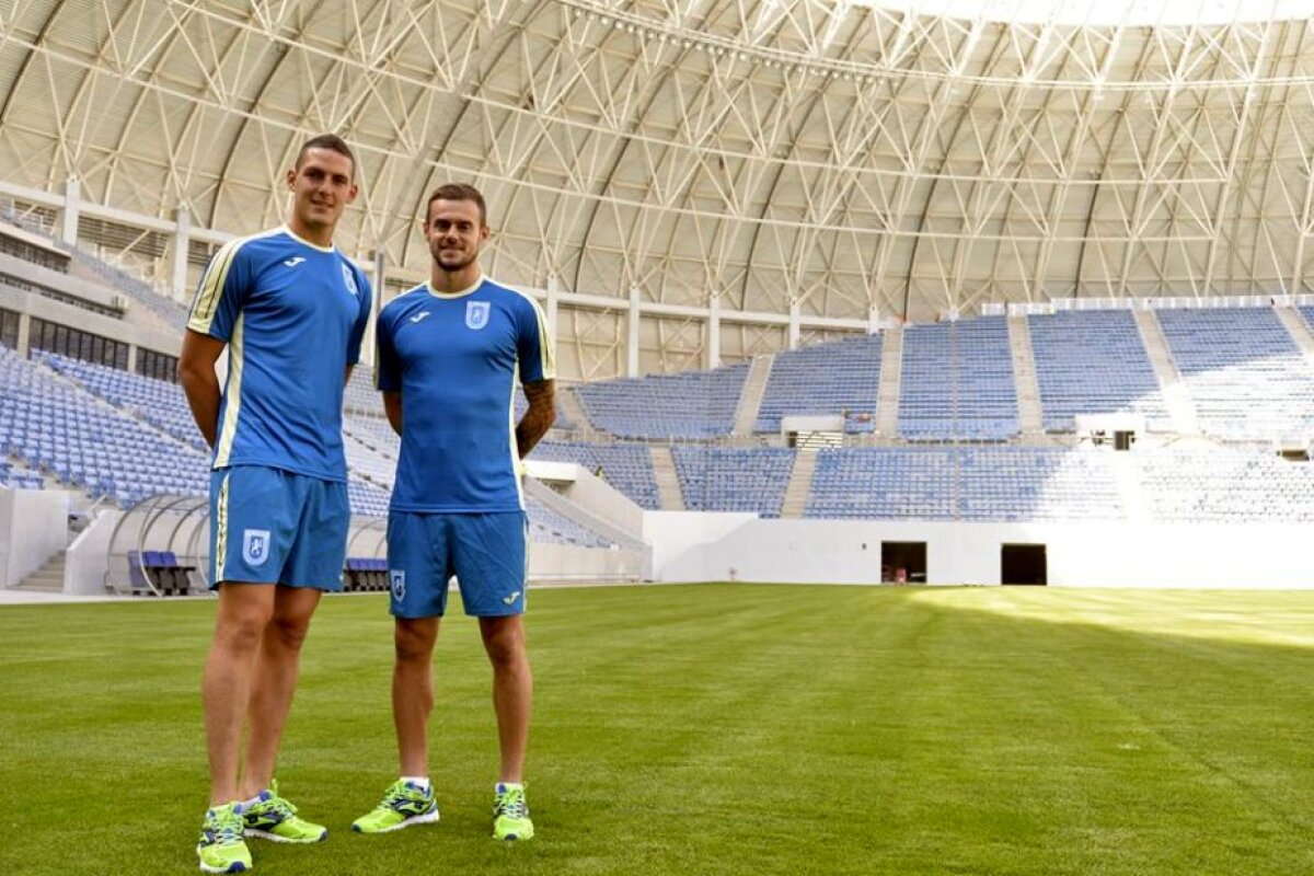 FOTO CS U Craiova încheie în stil mare campania de achiziții! Doi fotbaliști croați au fost prezentați azi 