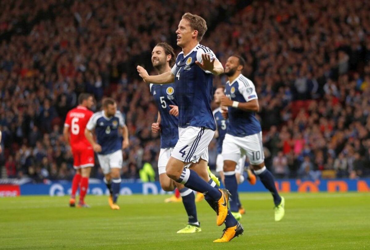 VIDEO+FOTO » Nemec n-a putut s-o învingă pe Anglia + Polonia şi Danemarca au învins în meciurile din grupa noastră