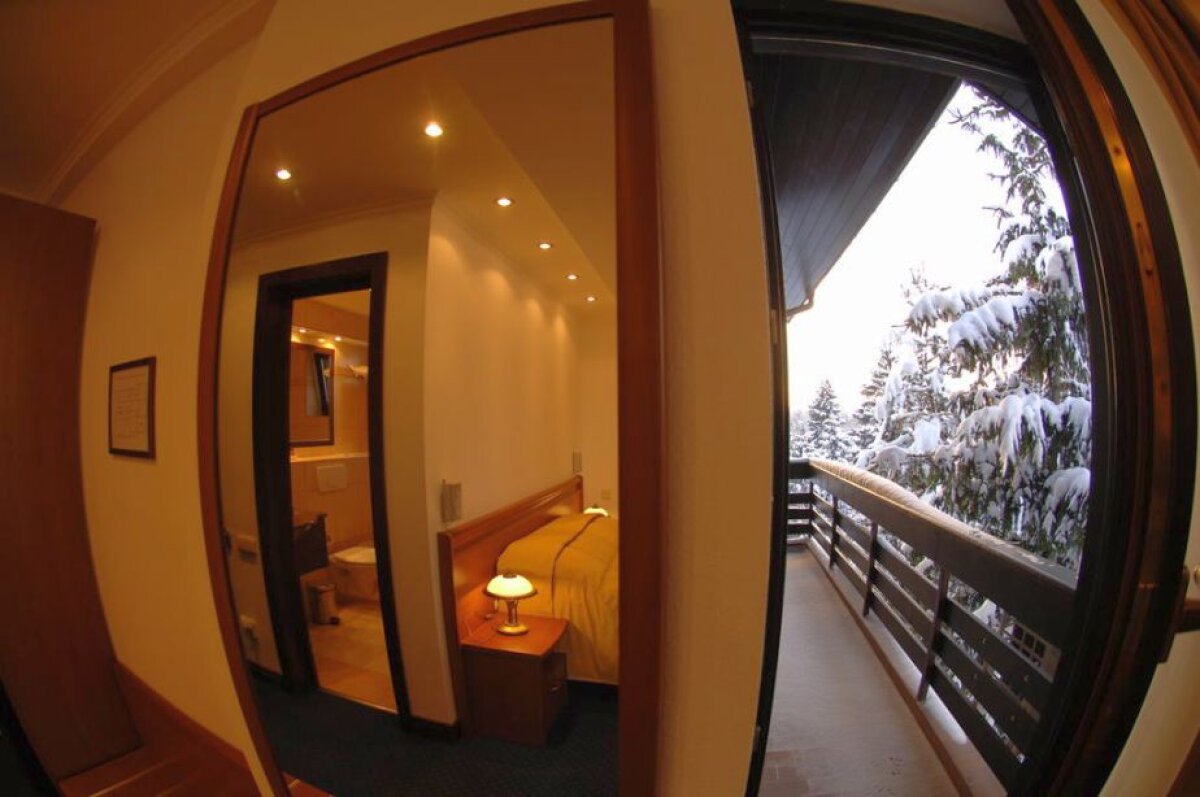 GALERIE FOTO Iată cum arată pensiunea din Poiana Brașov pe care Simona Halep ar fi dat 2 milioane de euro 